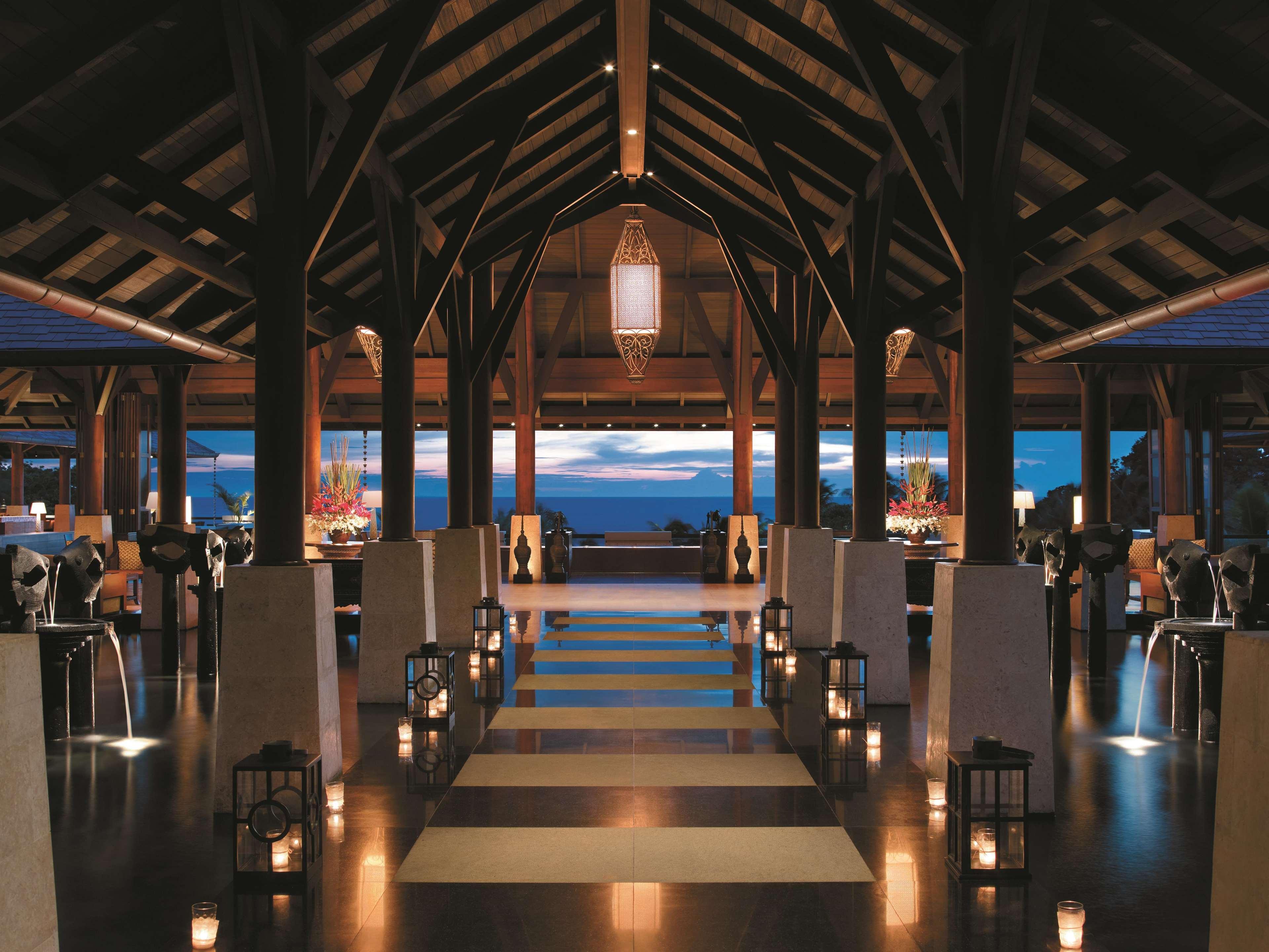 Shangri-La Boracay Luaran gambar The lobby at the Four Seasons Resort Maldives at Landaa Giraavaru