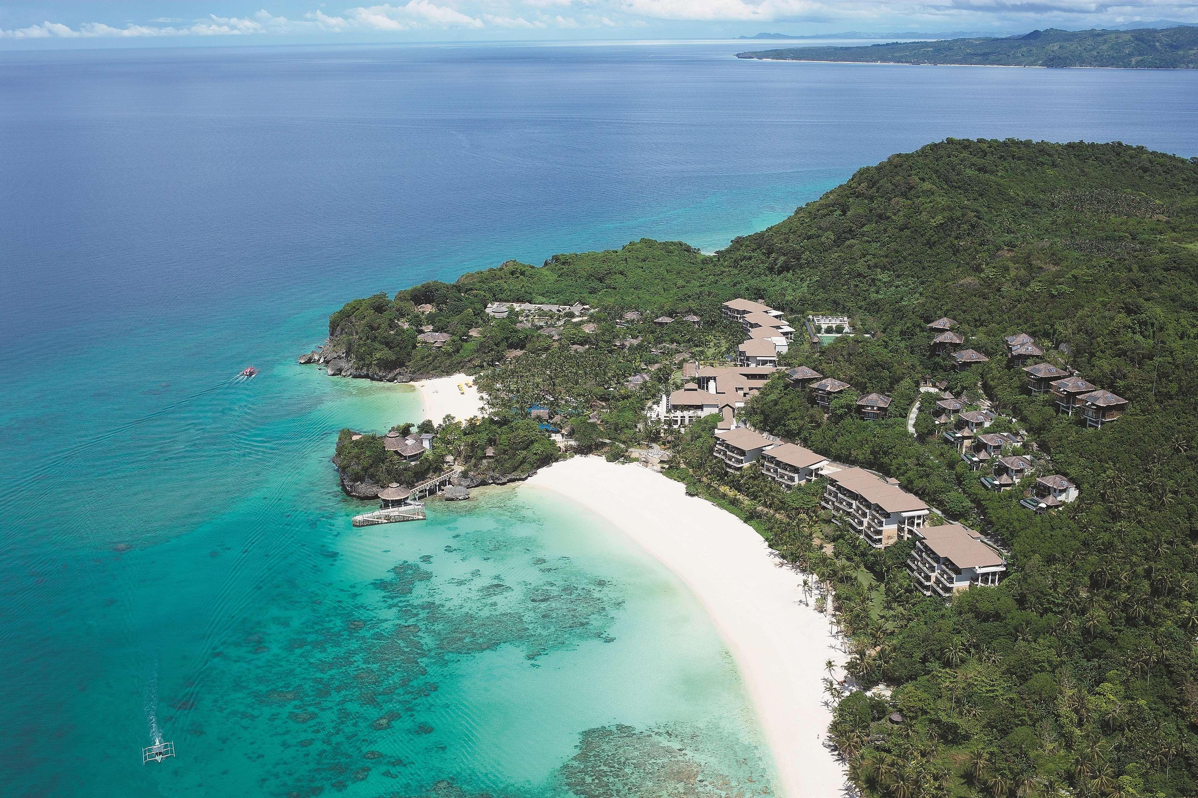 Shangri-La Boracay Luaran gambar Aerial view of Pangkor Laut Resort