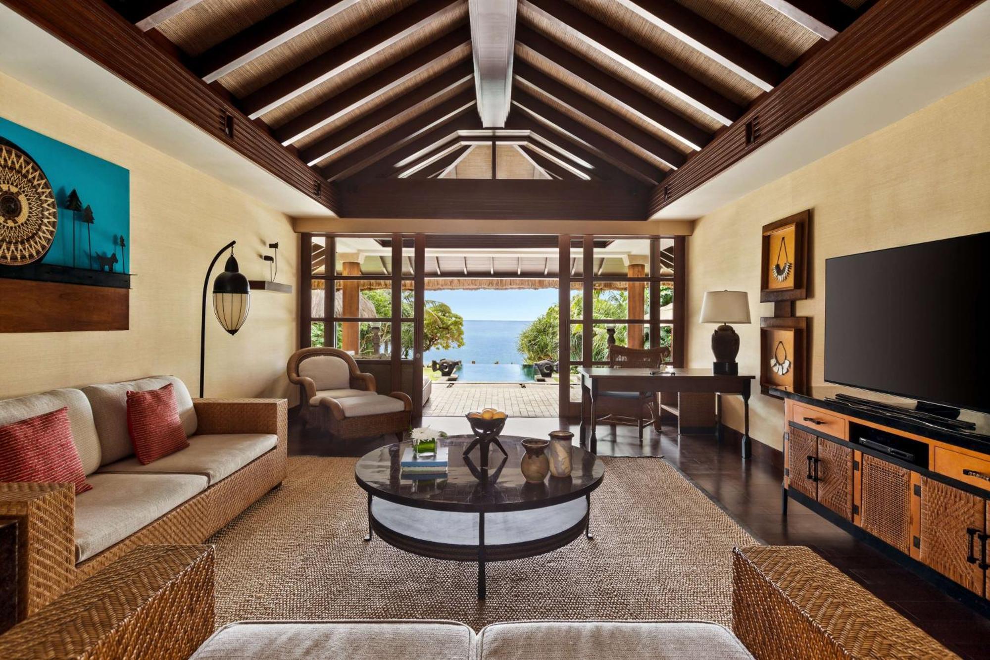 Shangri-La Boracay Luaran gambar Living room of a Beachfront Villa