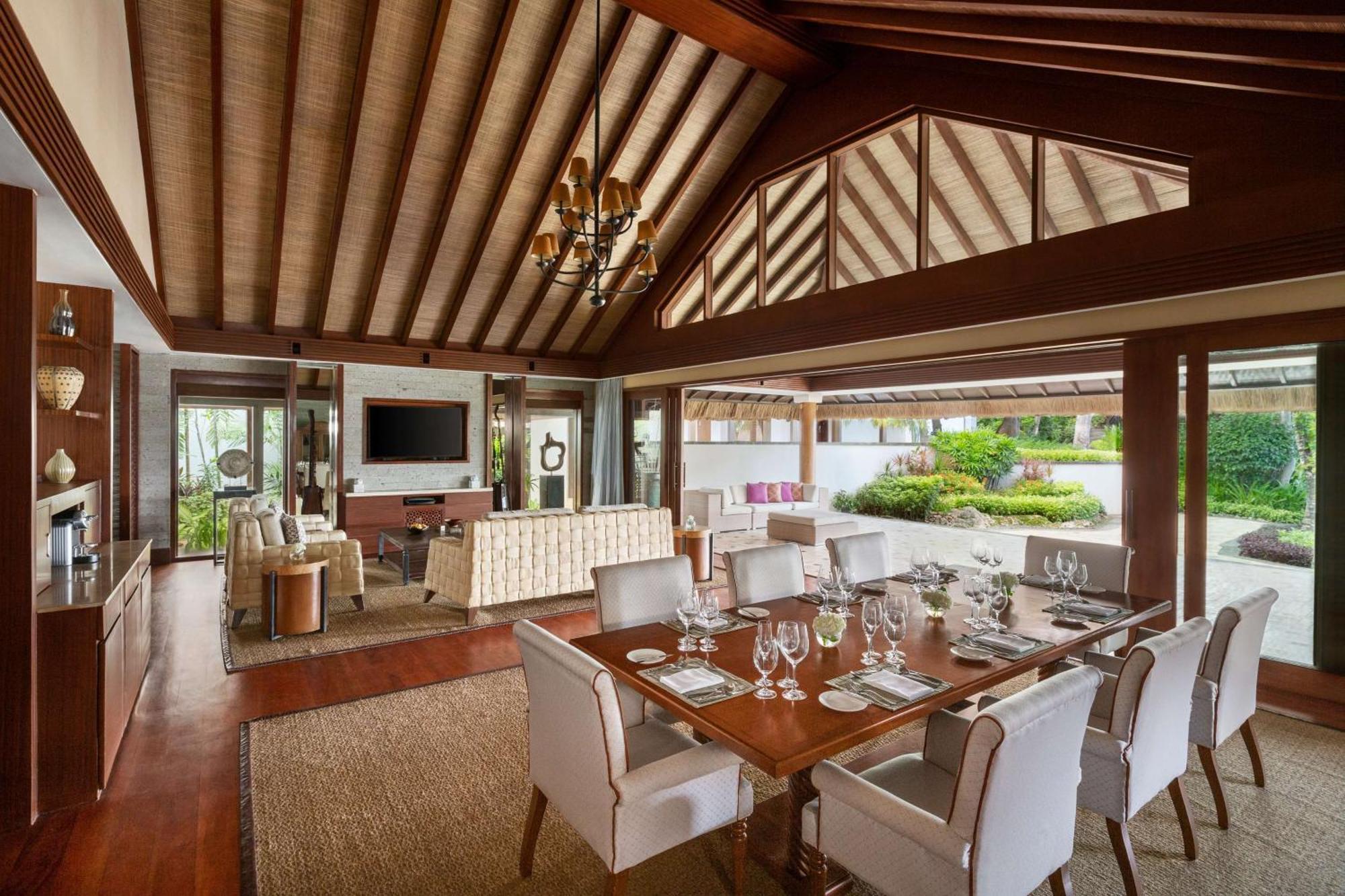 Shangri-La Boracay Luaran gambar The interior of a presidential suite at the Westin Maldives